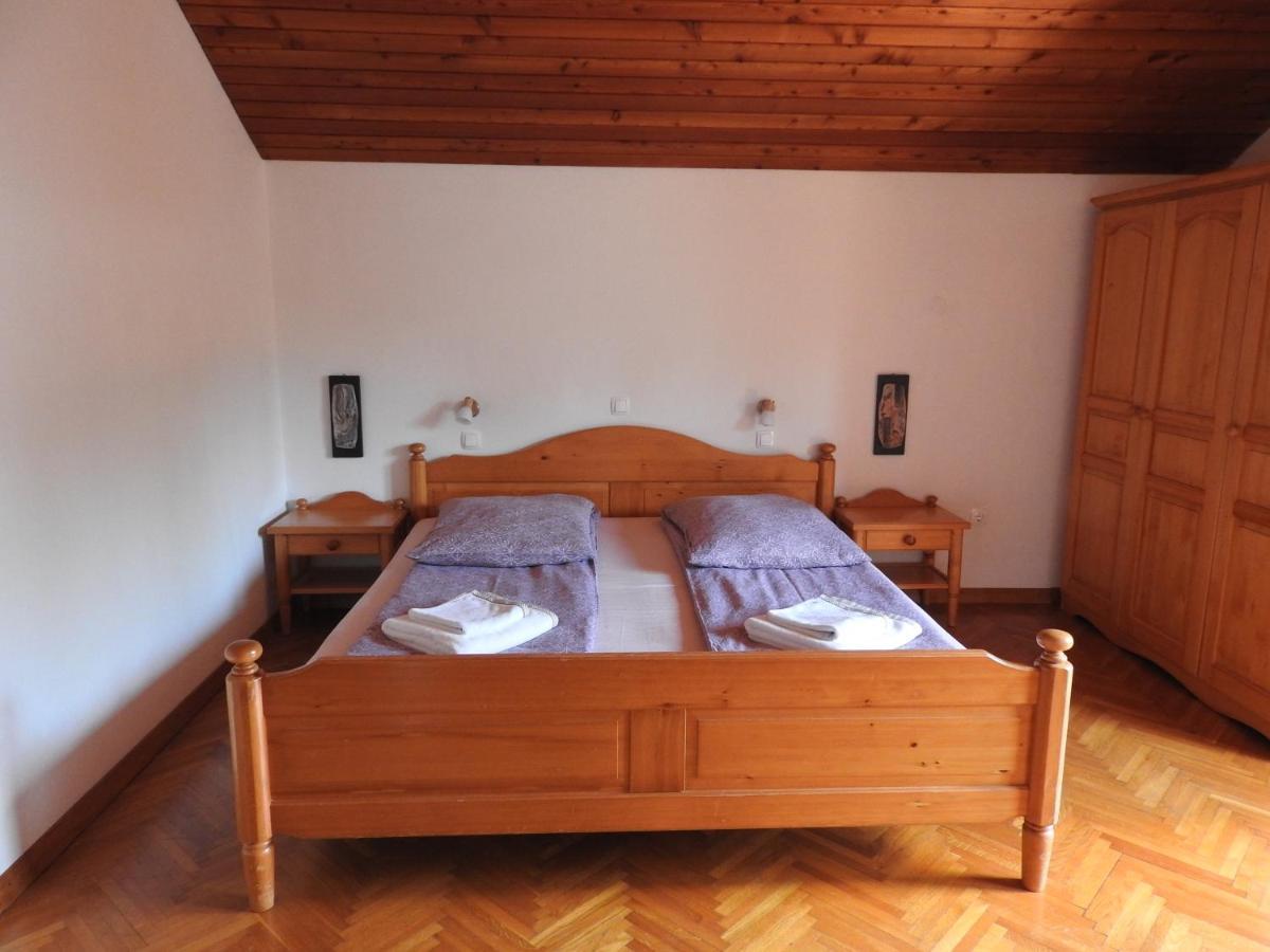 Guest House Vera Bled Bagian luar foto