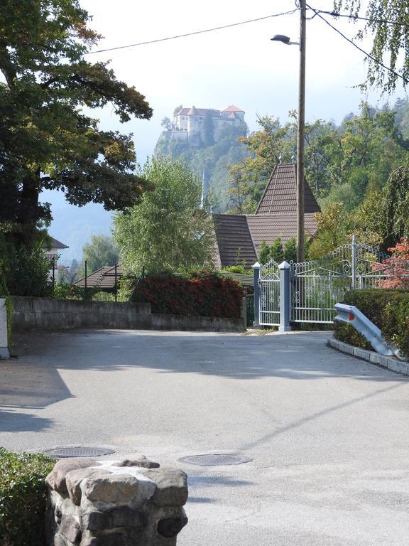 Guest House Vera Bled Bagian luar foto