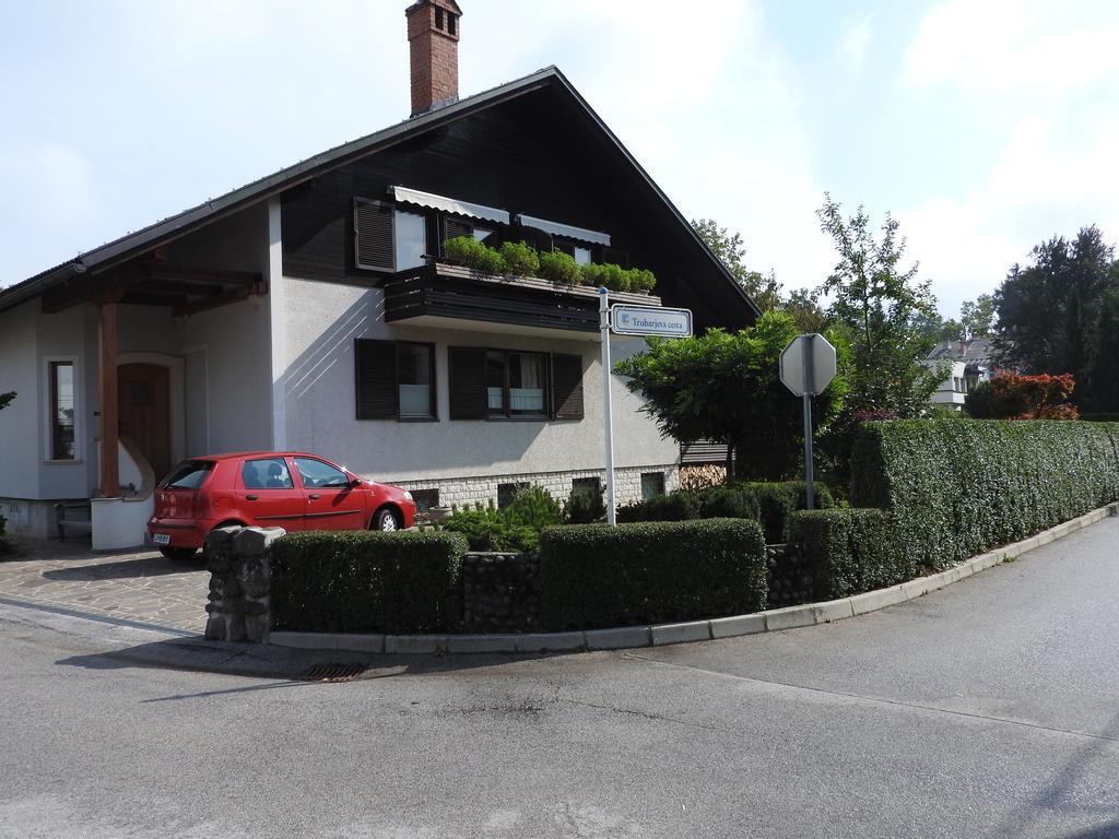 Guest House Vera Bled Bagian luar foto